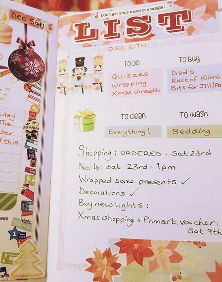 Flip through of my Christmas Planner in particular the December Daily pages. - Kerrymay._.Makes