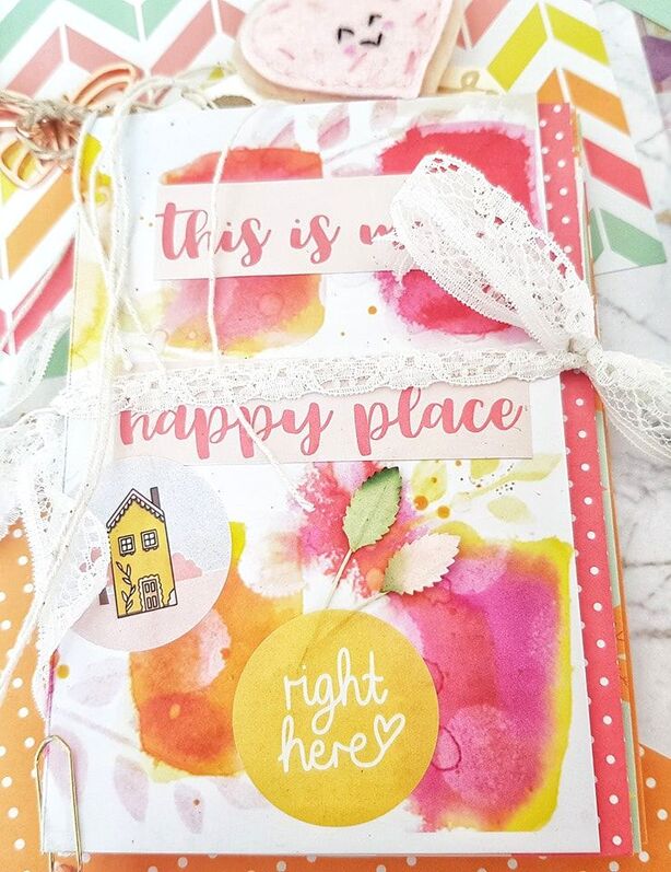 Gorgeous bright junk journal for the The Lollipop Box Club creative team. Today I am sharing a junk journal I have made using the gorgeous September Kit. As part of my own Facebook group Kerrymay Makes A Mess, #junkjournal #creativejournal