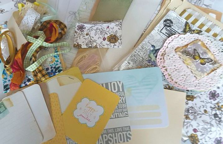 An unboxing of a beautiful junk journal kit to make your own stunning vintage junk journals and altered books using a kit by Queen Mabel & Doris on Facebook and on Etsy. This is such a pretty kit and could be used in so many ways. Kerrymay._.Makes