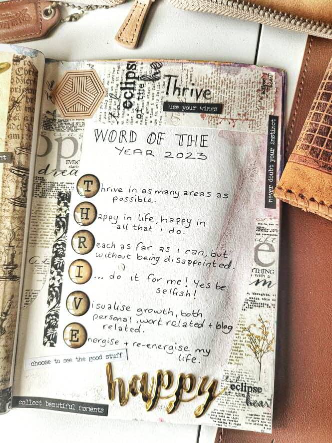 Word of the Year 2023. I have create a vintage journaling page / junk journal style spread for my word: Thrive. 